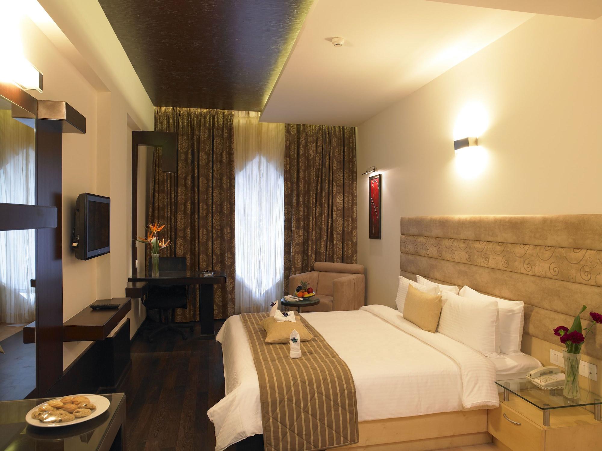 Blu Petal - A Business Hotel Μπανγκαλόρ Εξωτερικό φωτογραφία