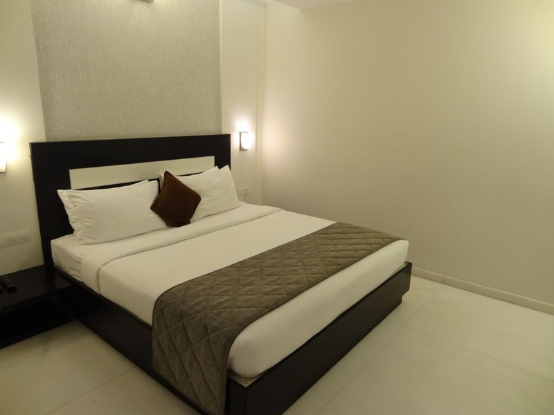 Blu Petal - A Business Hotel Μπανγκαλόρ Εξωτερικό φωτογραφία