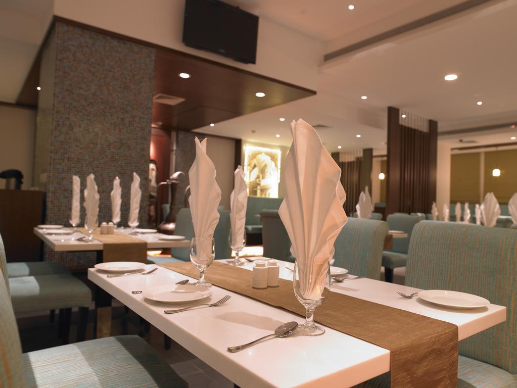 Blu Petal - A Business Hotel Μπανγκαλόρ Εξωτερικό φωτογραφία