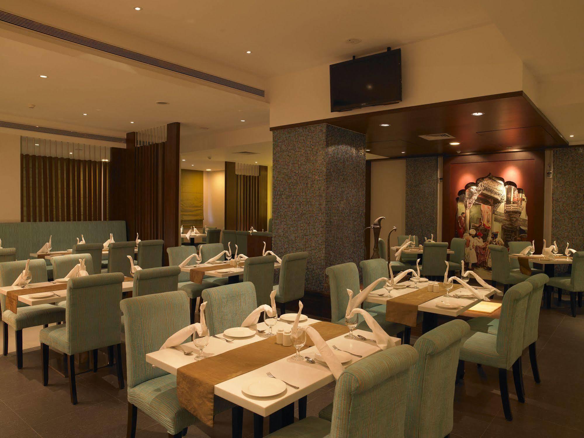 Blu Petal - A Business Hotel Μπανγκαλόρ Εξωτερικό φωτογραφία